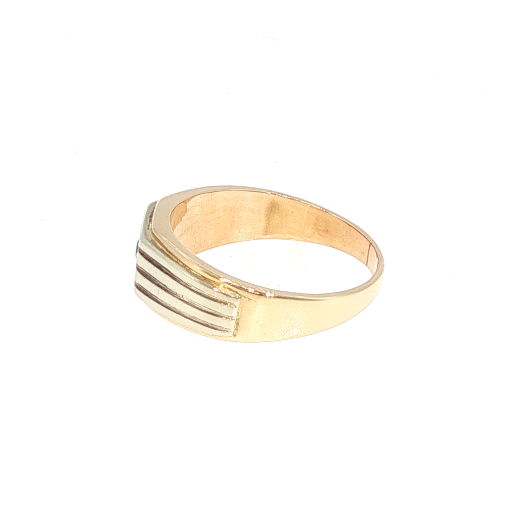 Deep Blue Sapphire Grooved Signet Ring in Yellow Gold