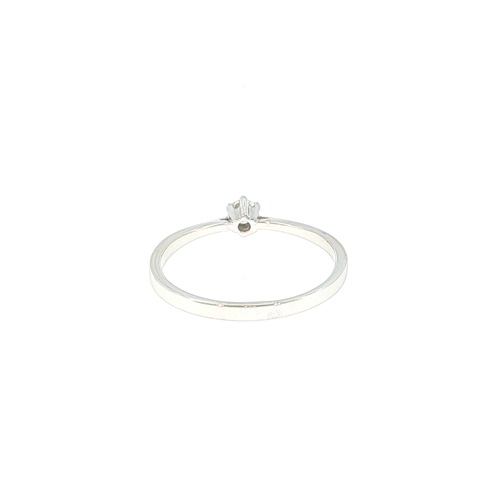Diamond Solitaire Ring in White Gold