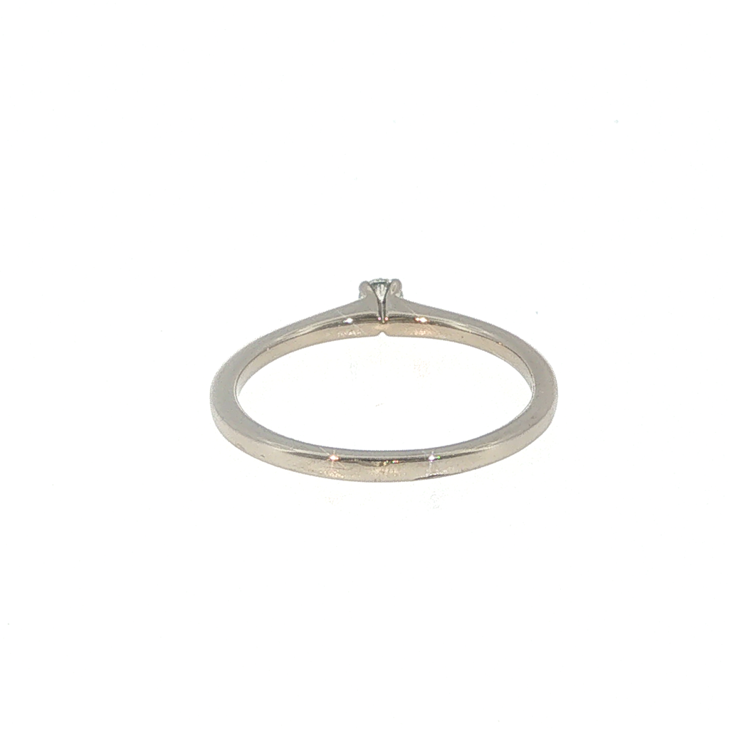 Diamond Solitaire Ring in White Gold