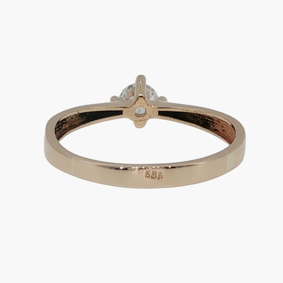 Round Diamond Solitaire Ring in Rose Gold