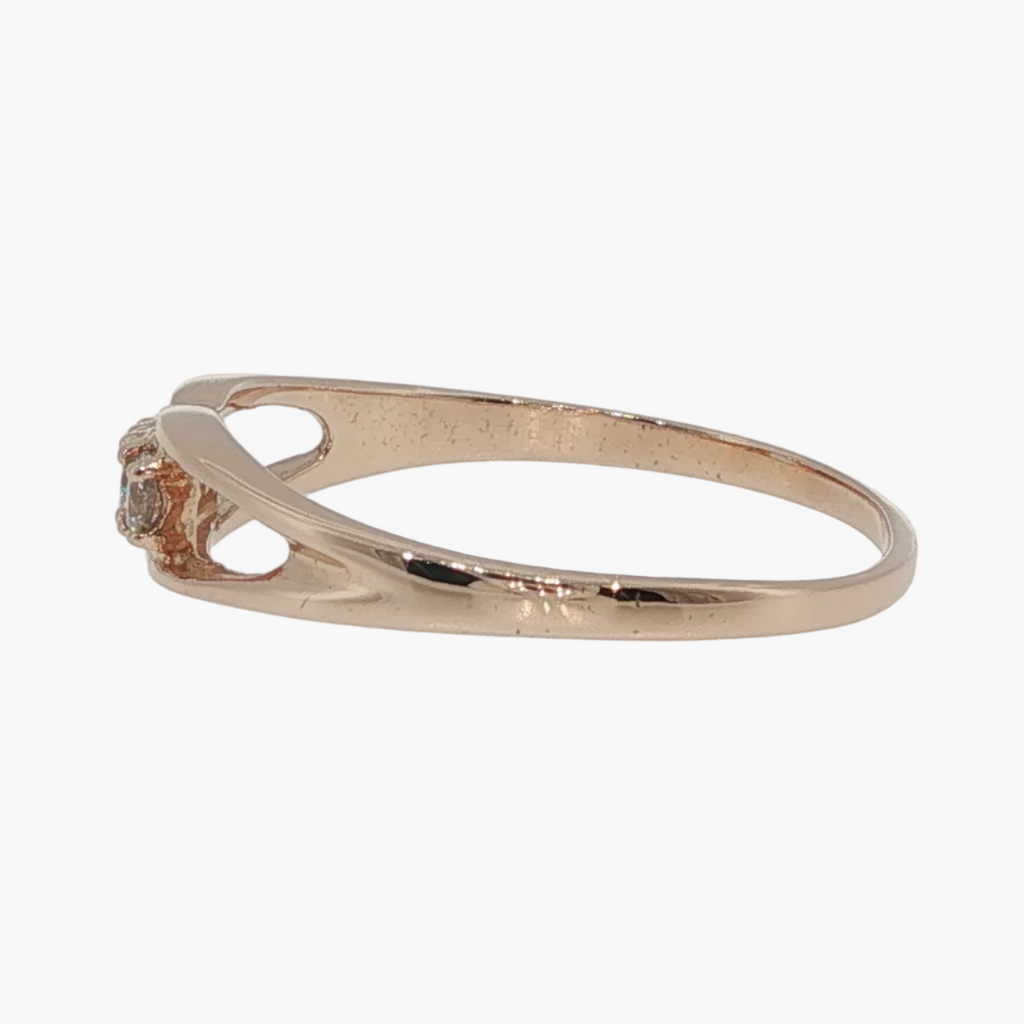 Rose Gold Three-Stone Diamond Split Shank Ring