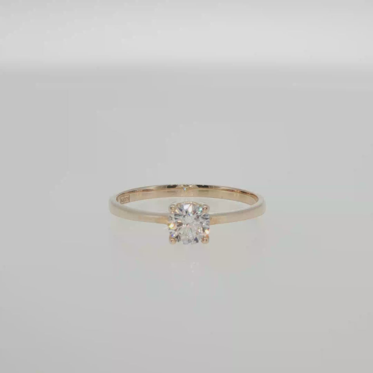 Classic Diamond Solitaire Ring in Rose Gold